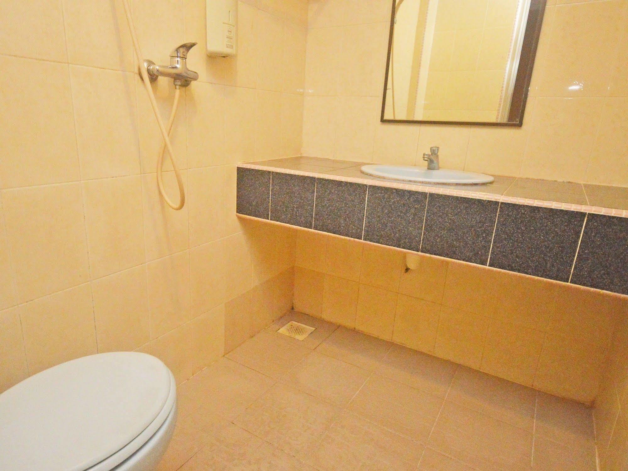 Nida Rooms Nagoya Business Center Batam Luaran gambar