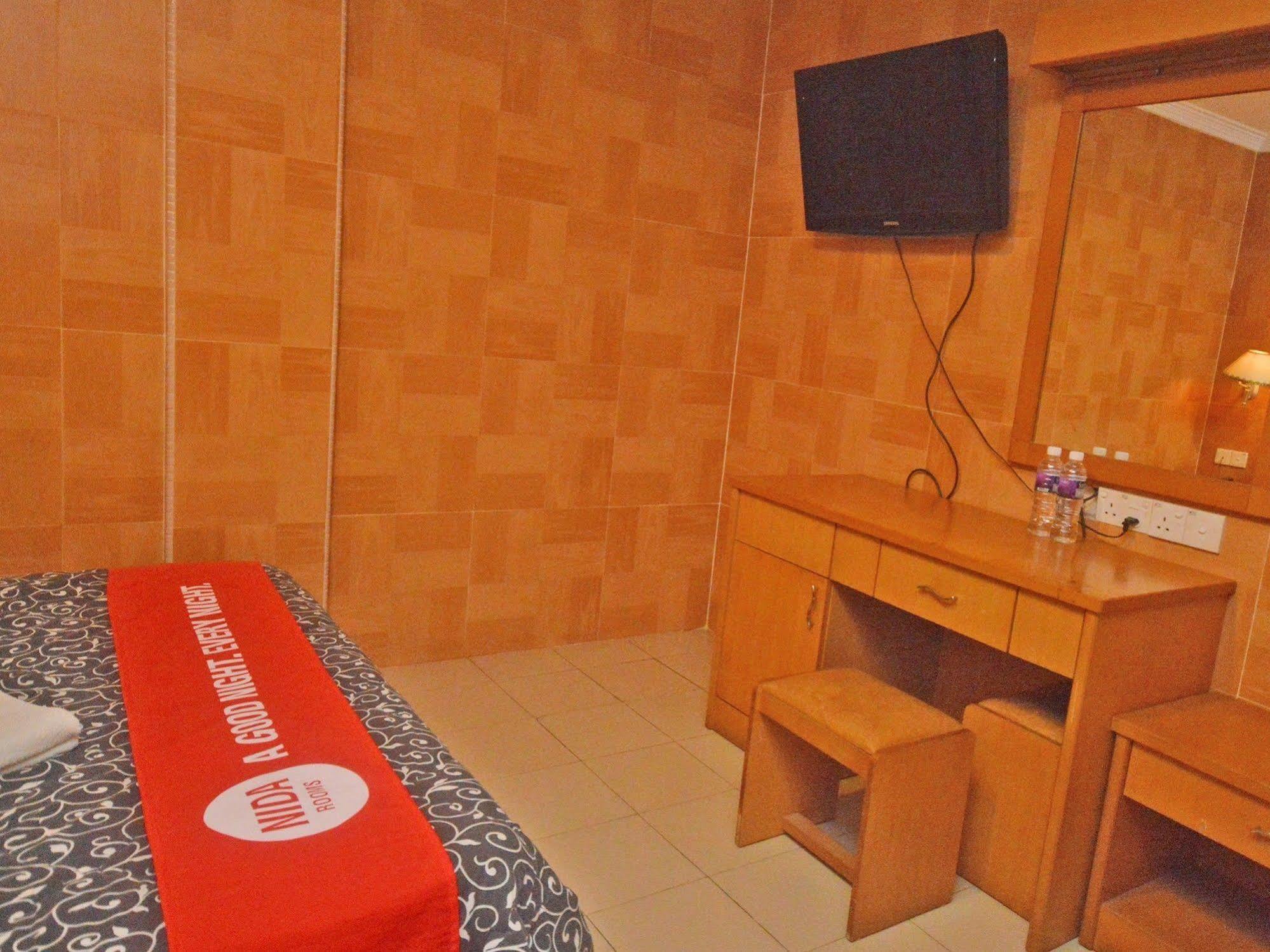 Nida Rooms Nagoya Business Center Batam Luaran gambar